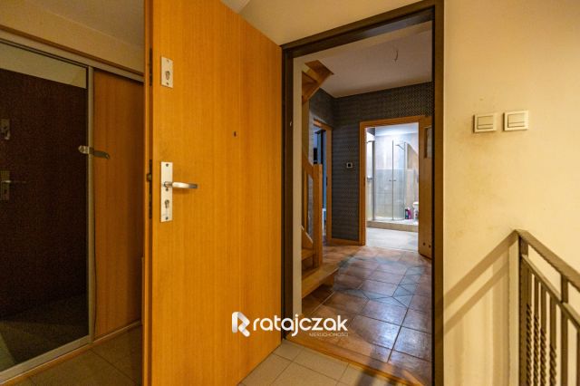 Mieszkanie 3-pokojowe Rumia. Zdjęcie 14