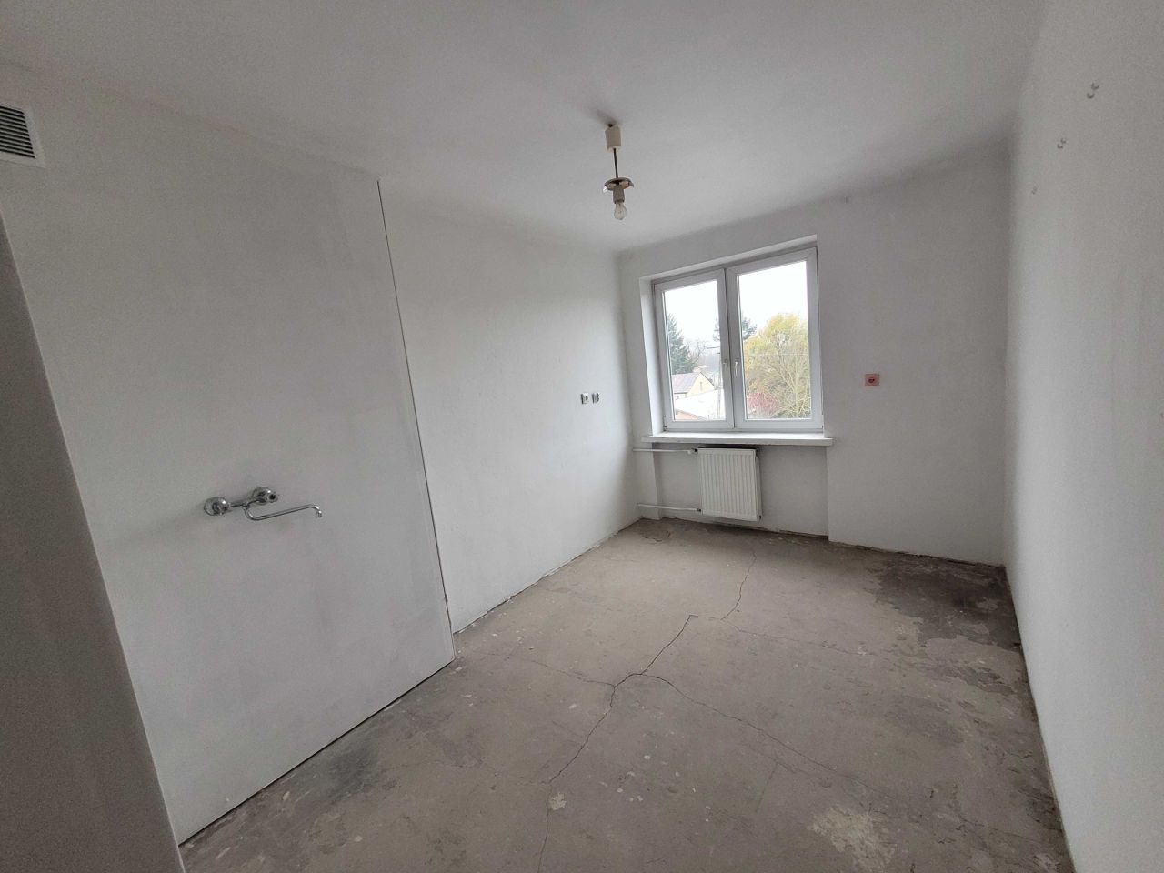 Mieszkanie 2-pokojowe Klimontów, ul. dr. Jakuba Zysmana. Zdjęcie 2