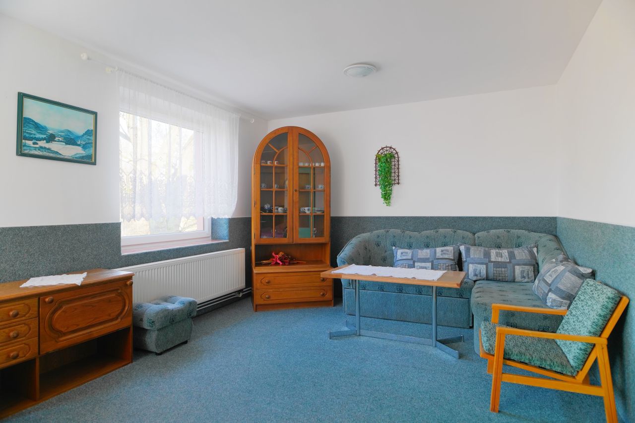 Hotel/pensjonat Mieroszów, ul. Kwiatowa. Zdjęcie 3