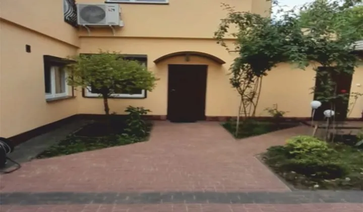 dom szeregowy, 8 pokoi Łódź Polesie, ul. Tuszyńska