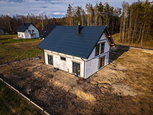 dom wolnostojący, 5 pokoi Węgliska. Zdjęcie 3