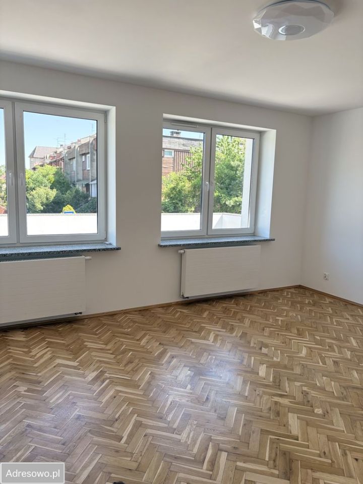 dom wolnostojący, 7 pokoi Wrocław Krzyki, ul. Ratajów. Zdjęcie 14
