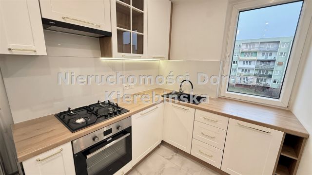 Mieszkanie 3-pokojowe Tomaszów Mazowiecki, ul. dr. Seweryna Sterlinga. Zdjęcie 1