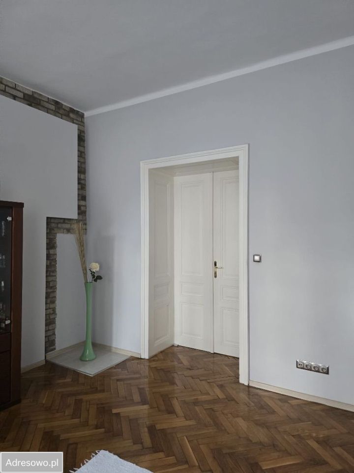 Mieszkanie 2-pokojowe Bielsko-Biała Śródmieście, ul. 1 Maja. Zdjęcie 4