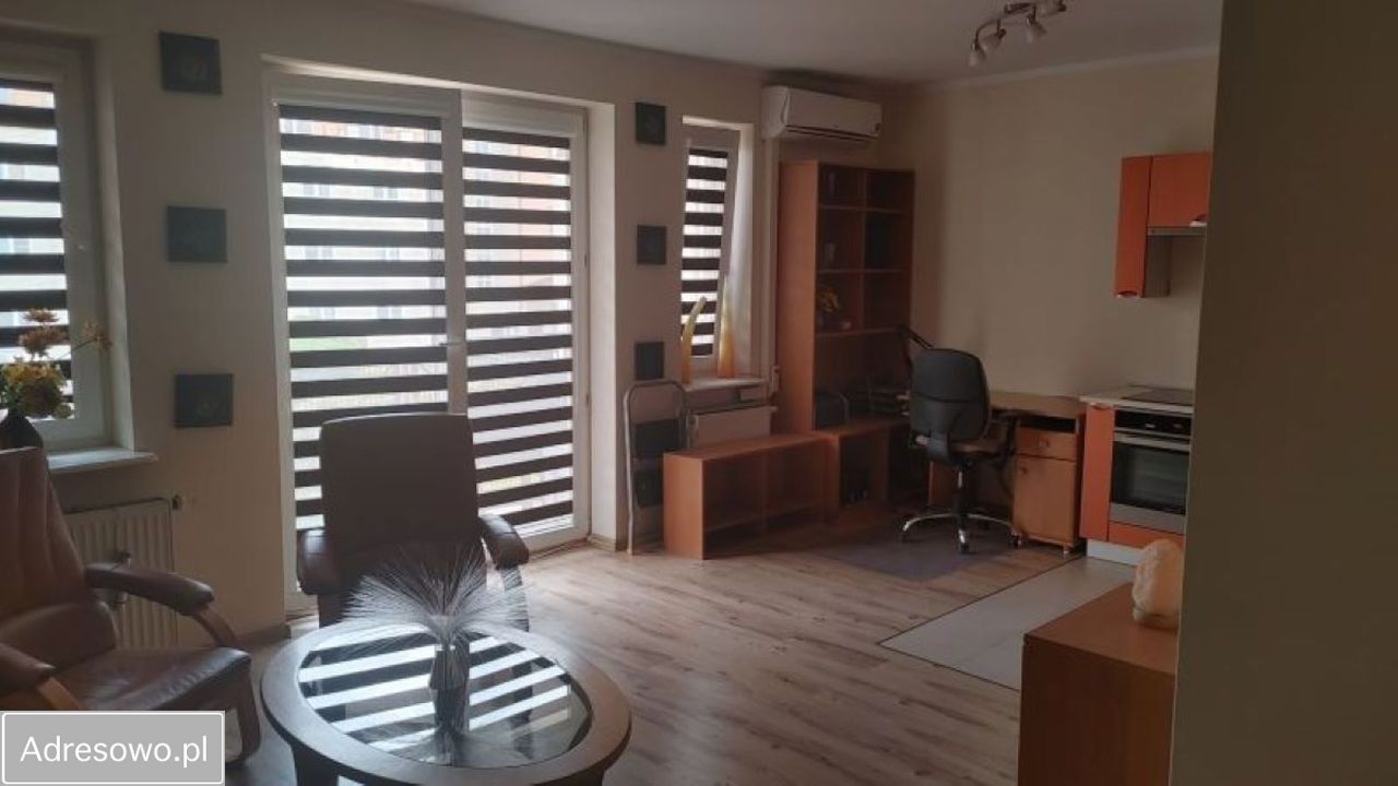 Mieszkanie 1-pokojowe Warszawa Wawer, ul. Dzięcieliny. Zdjęcie 4