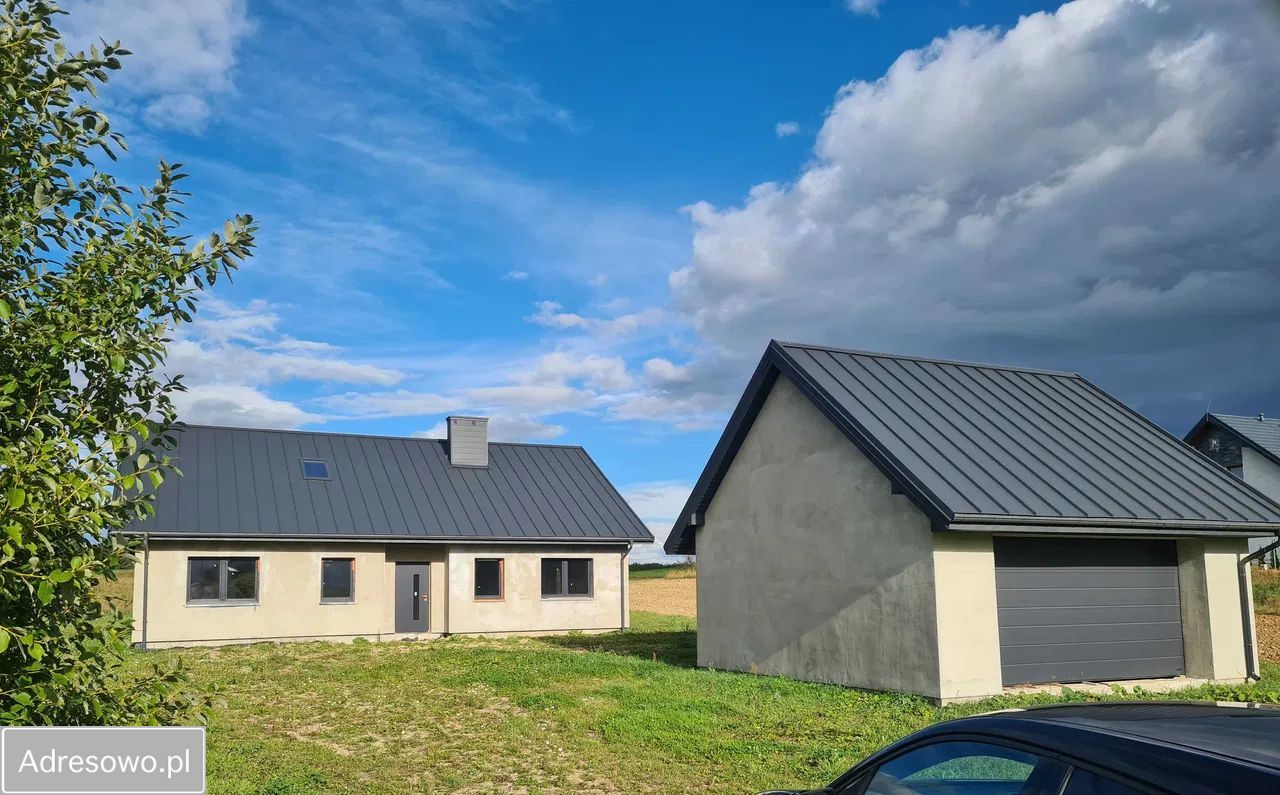 dom wolnostojący, 5 pokoi Okuniowiec. Zdjęcie 3