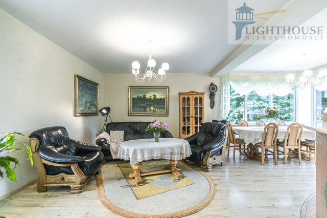 dom wolnostojący, 7 pokoi Trąbki Wielkie. Zdjęcie 8