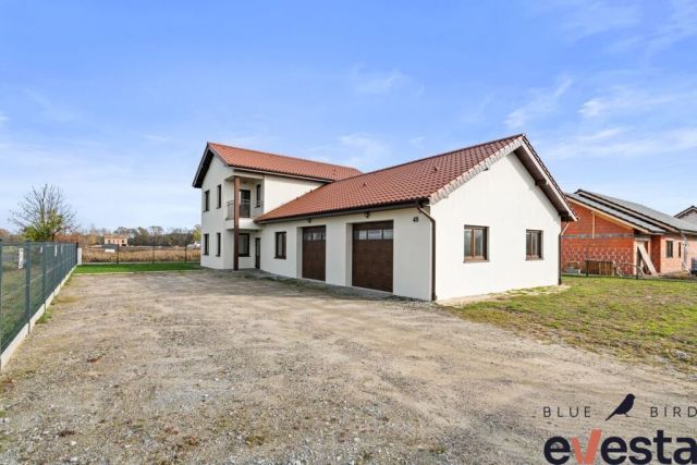 Lokal Jelcz-Laskowice, ul. Oleśnicka. Zdjęcie 1