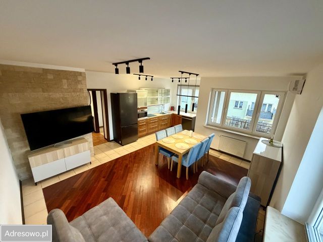 Mieszkanie 3-pokojowe Ząbki, ul. Christiana Andersena. Zdjęcie 1