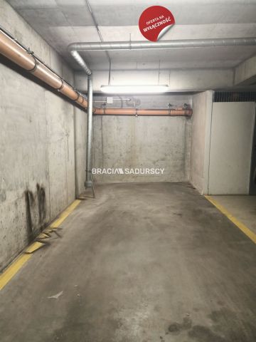 Garaż/miejsce parkingowe Kraków Bronowice Wielkie, ul. Smętna. Zdjęcie 1