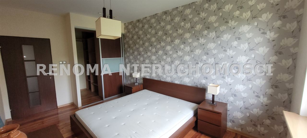 Mieszkanie 3-pokojowe Wałbrzych Sobięcin. Zdjęcie 3