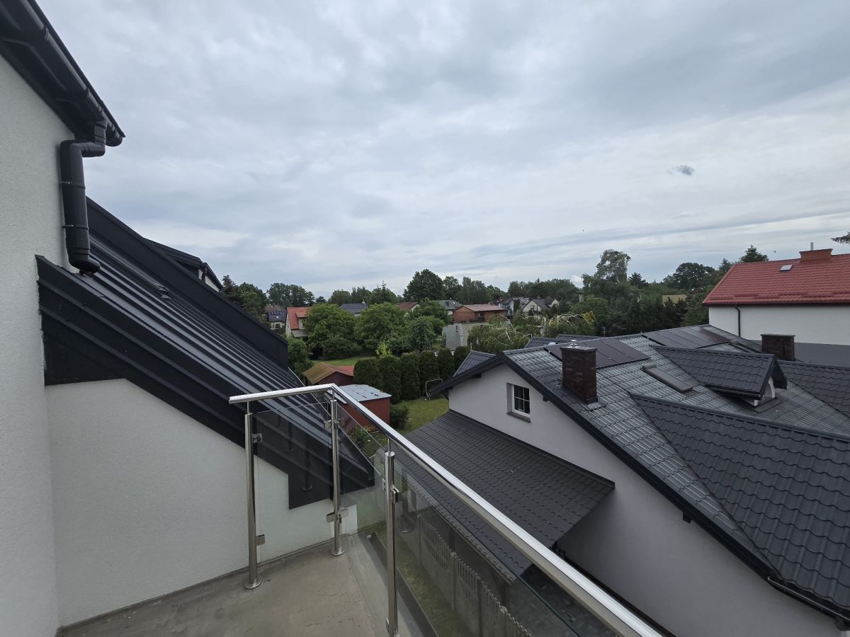 dom szeregowy, 5 pokoi Grodzisk Mazowiecki, ul. Piękna. Zdjęcie 16