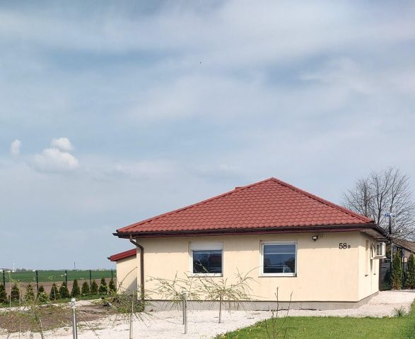 dom wolnostojący Steklinek. Zdjęcie 1