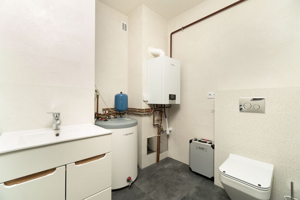 dom wolnostojący, 4 pokoje Besko, ul. Górska. Zdjęcie 13