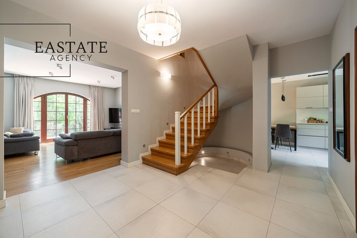 dom wolnostojący, 8 pokoi Warszawa Wawer, ul. Drwali. Zdjęcie 13