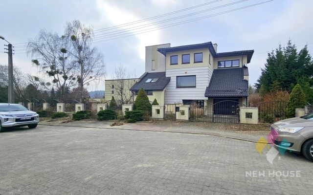 dom wolnostojący, 10 pokoi Olsztyn Dajtki, ul. Dożynkowa. Zdjęcie 1