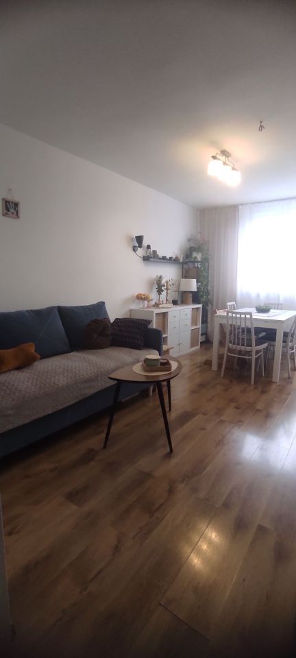 Mieszkanie 3-pokojowe Świdnica. Zdjęcie 1