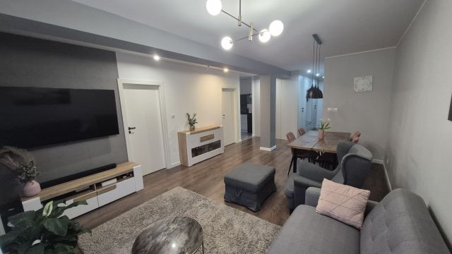 Mieszkanie 3-pokojowe Warka Centrum. Zdjęcie 1