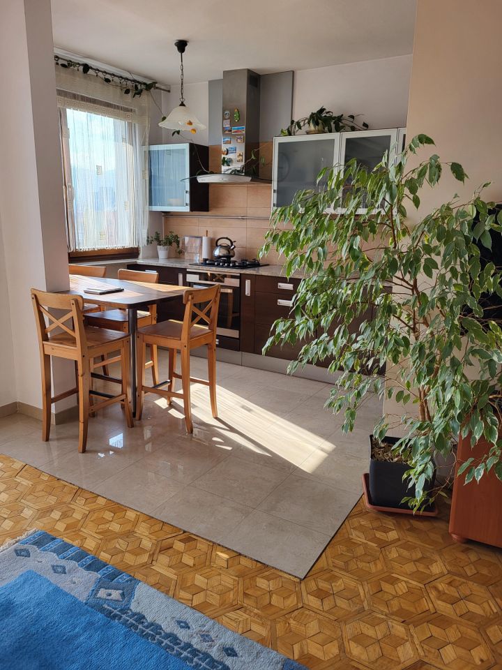 Mieszkanie 3-pokojowe Bielsko-Biała Osiedle Karpackie, Morskie Oko. Zdjęcie 4