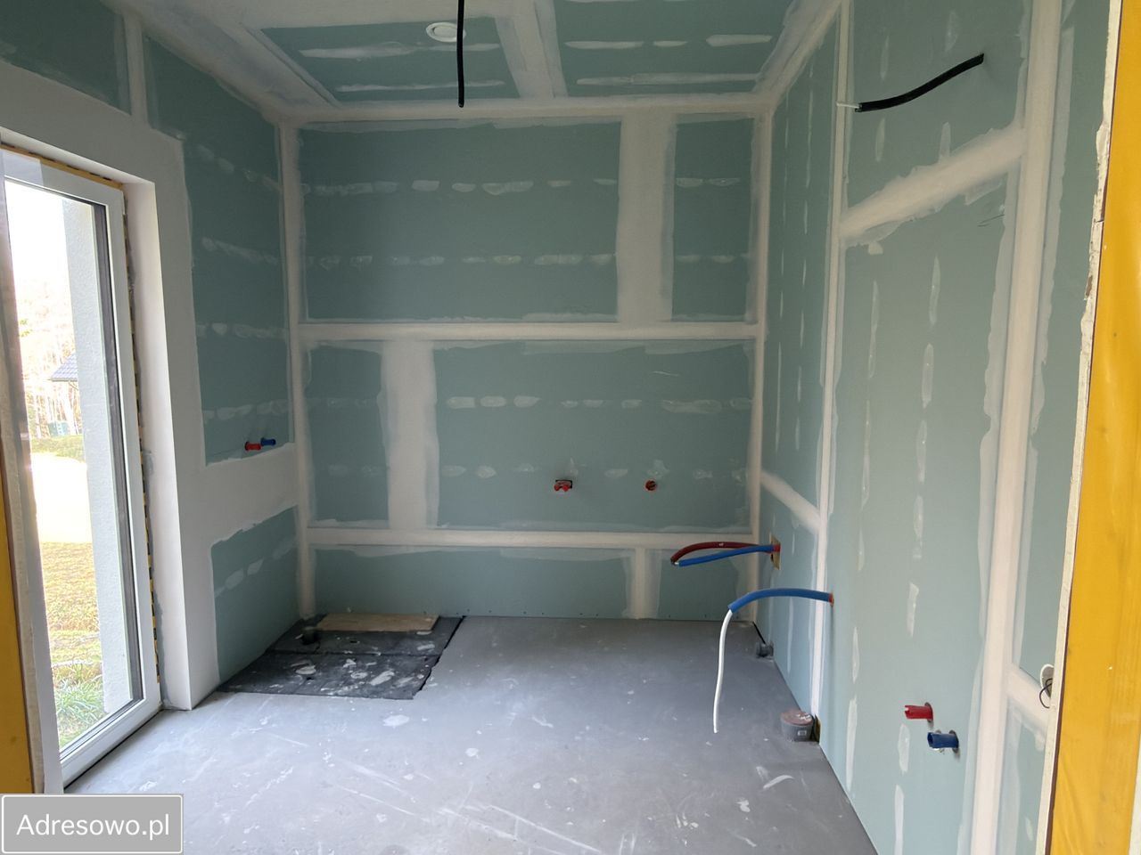 dom wolnostojący, 3 pokoje Osieczany. Zdjęcie 13