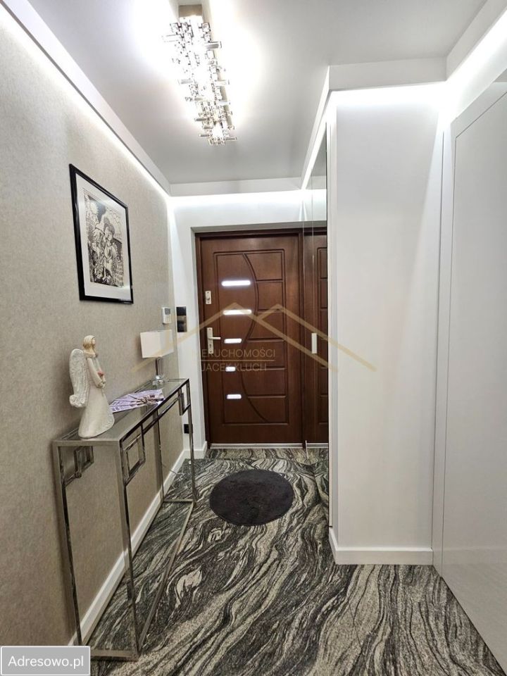 dom wolnostojący, 3 pokoje Nawóz. Zdjęcie 2