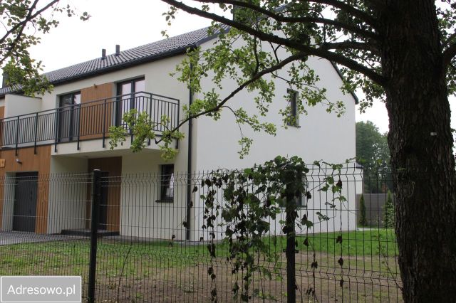 bliźniak, 5 pokoi Budy-Grzybek, al. Lipowa. Zdjęcie 1