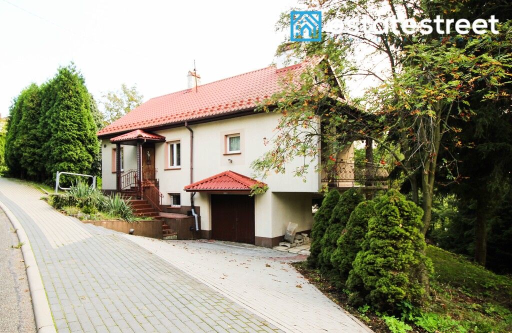 dom wolnostojący, 3 pokoje Krosno, ul. Wiejska. Zdjęcie 2