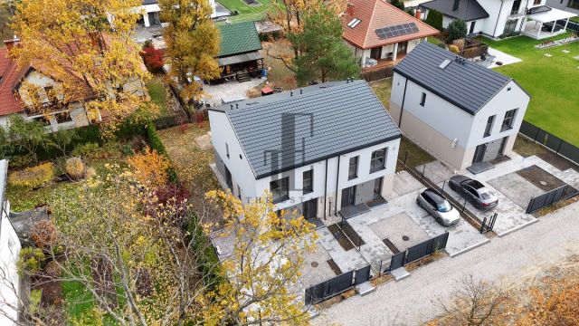 dom wolnostojący, 5 pokoi Warszawa Wawer, ul. Wacława Wojtyszki. Zdjęcie 17