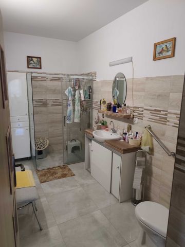 dom wolnostojący, 2 pokoje Rychlik. Zdjęcie 4