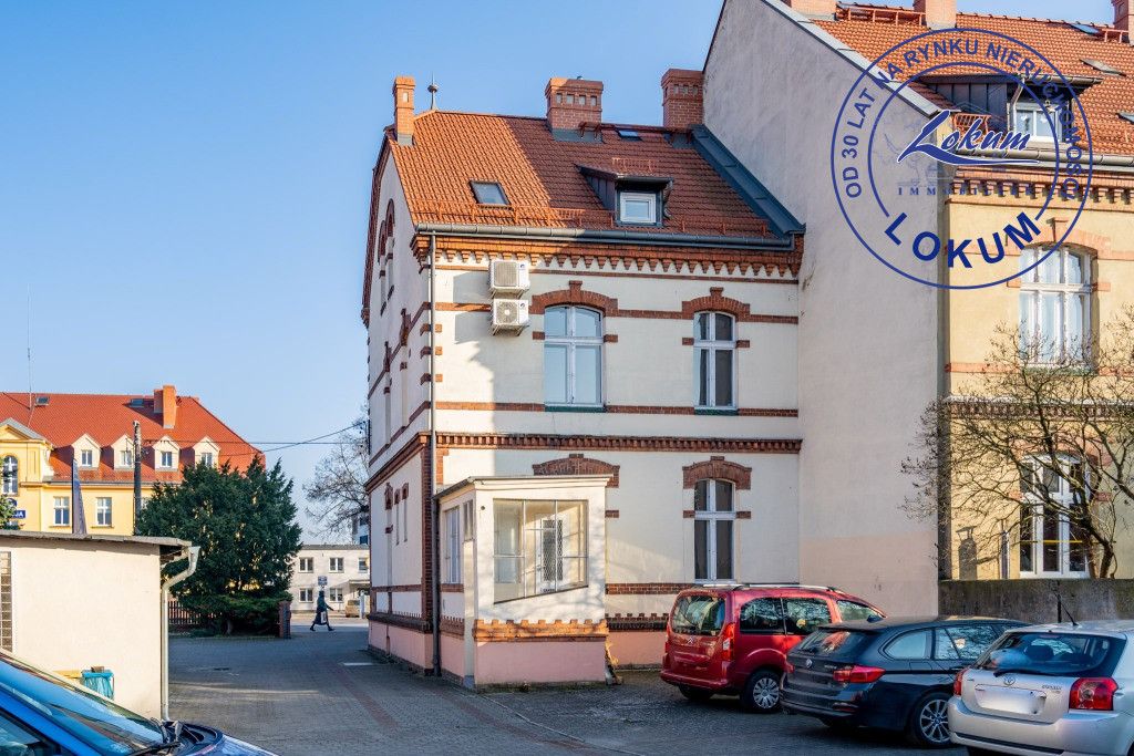 kamienica, 10 pokoi Leszno Centrum, ul. ks. Teodora Korcza. Zdjęcie 10