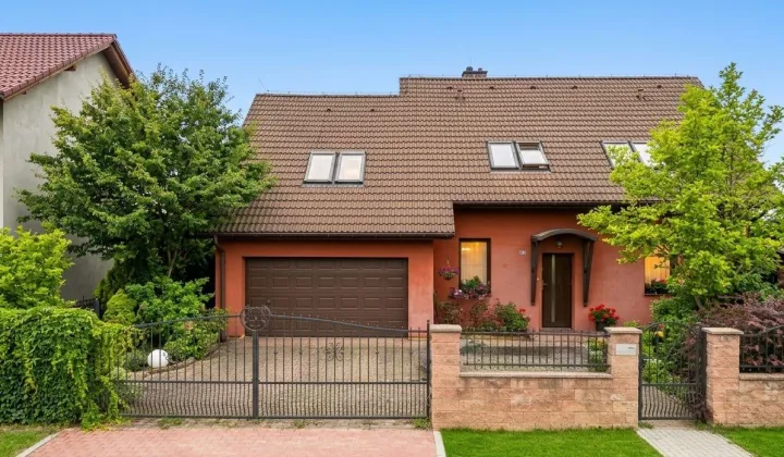 dom wolnostojący, 5 pokoi Pyskowice, ul. Stefana Batorego