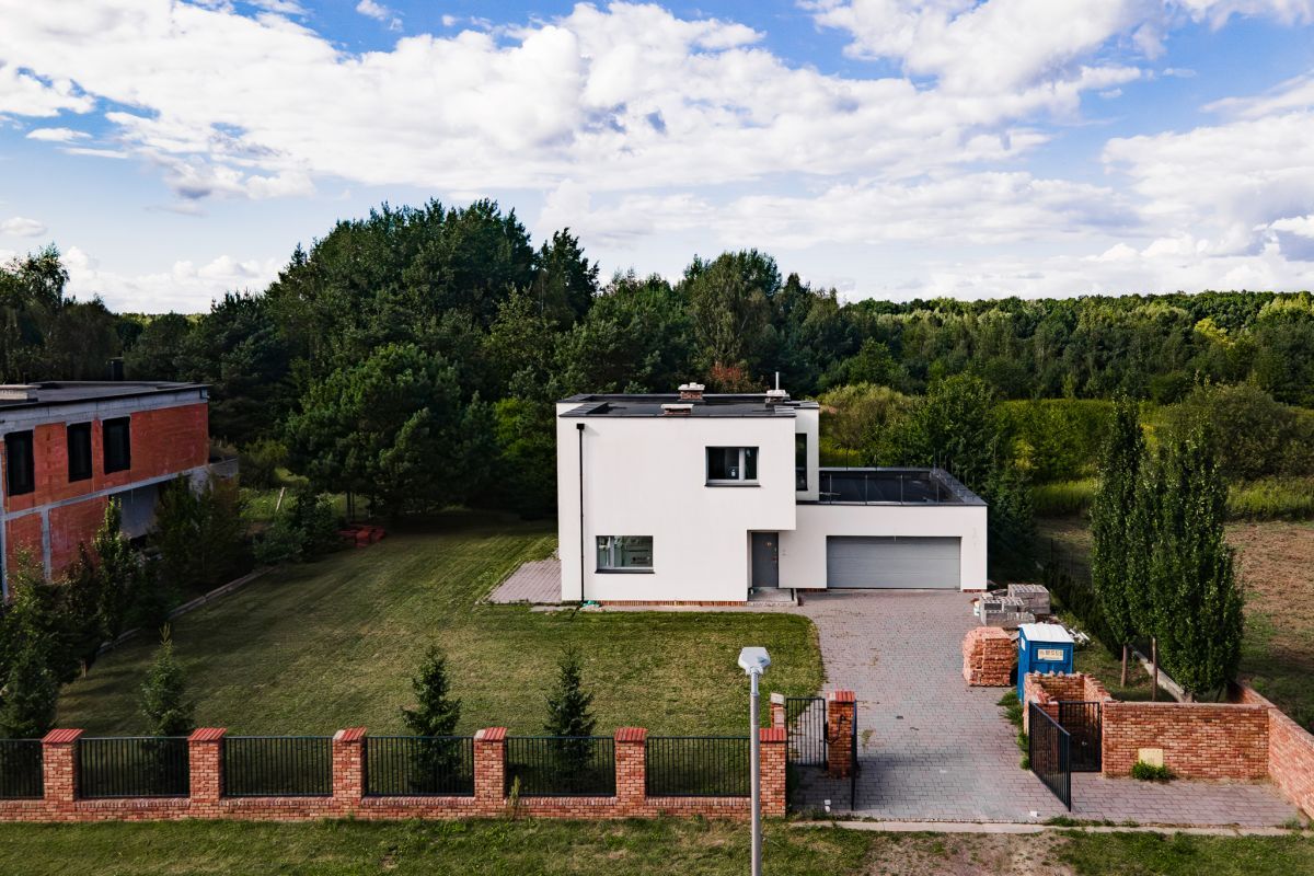 dom wolnostojący, 6 pokoi Stare Babice, ul. Bajkowa. Zdjęcie 13