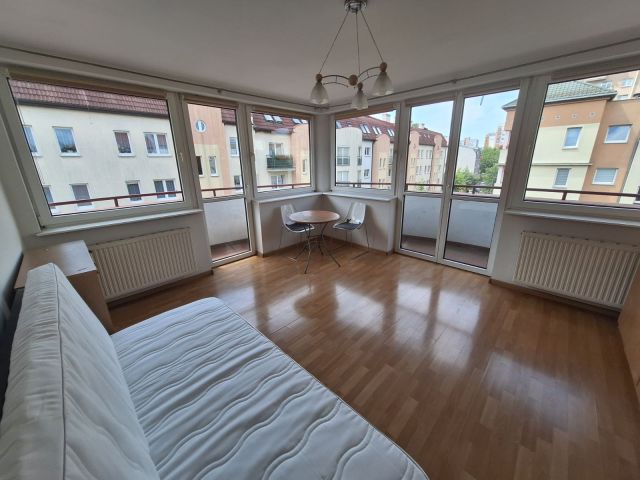 Mieszkanie 3-pokojowe Poznań Górczyn, ul. Kosynierska. Zdjęcie 1