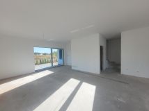 bliźniak, 6 pokoi Opacz Mała. Zdjęcie 4