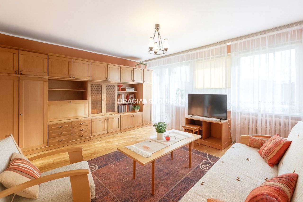 Mieszkanie 4-pokojowe Kraków Podgórze Duchackie, ul. por. Halszki. Zdjęcie 1