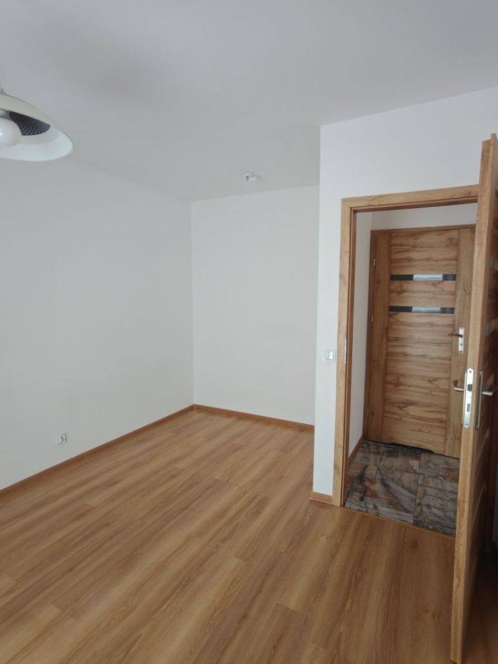 Mieszkanie 2-pokojowe Zemborzyce Podleśne. Zdjęcie 4