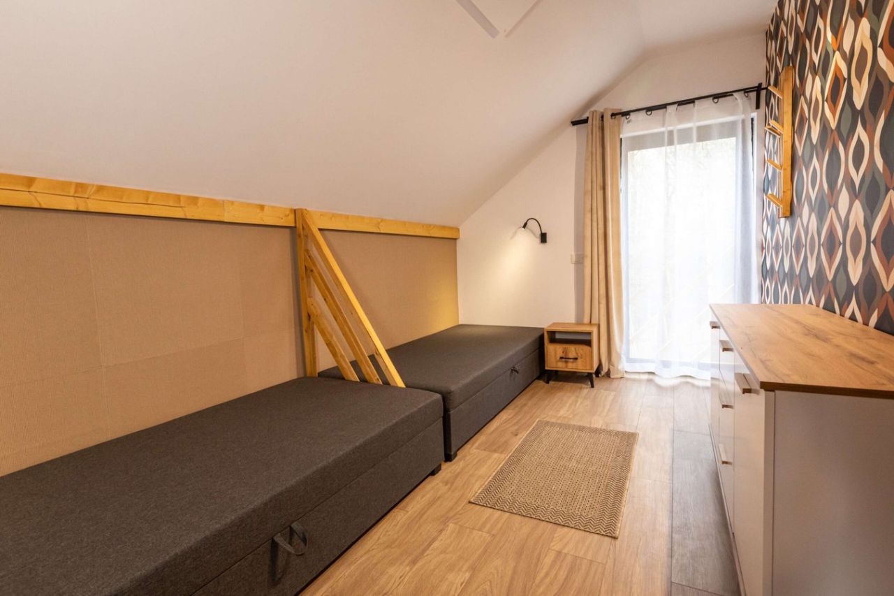 dom wolnostojący, 4 pokoje Rychwałd. Zdjęcie 9