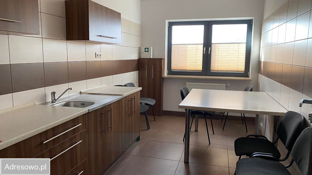 Hala/magazyn Horbów-Kolonia. Zdjęcie 11