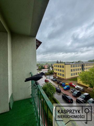 Mieszkanie 2-pokojowe Krosno, ul. Jana i Stanisława Magurów. Zdjęcie 3