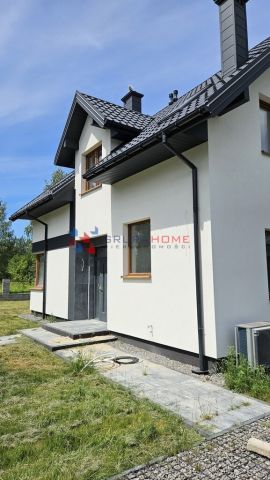 dom wolnostojący, 5 pokoi Łoś. Zdjęcie 13
