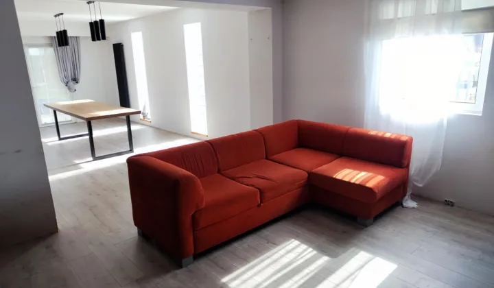 dom wolnostojący Augustówka, ul. Kolejowa