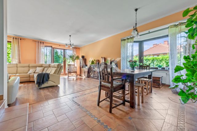 dom szeregowy, 7 pokoi Warszawa Ursynów. Zdjęcie 1