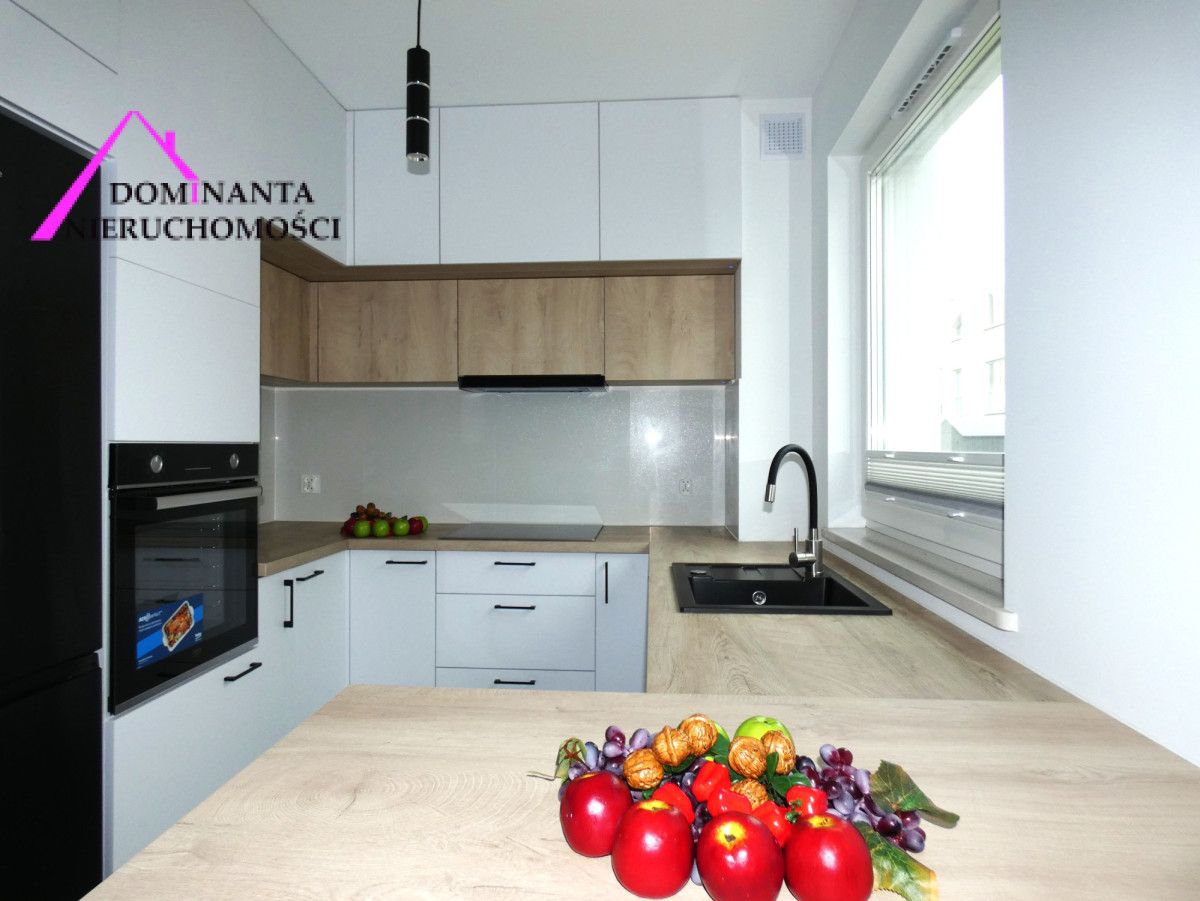 bliźniak, 4 pokoje Pogórze, ul. ks. Jana Twardowskiego. Zdjęcie 1