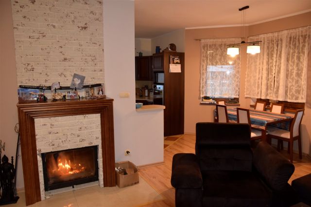 dom wolnostojący, 5 pokoi Gniezno. Zdjęcie 10