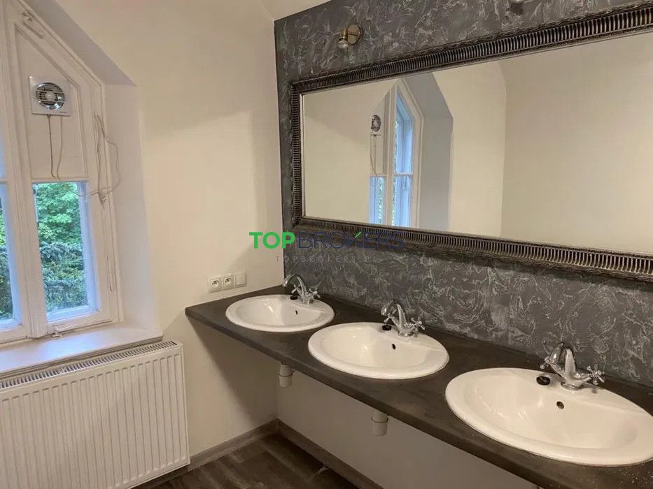 dom wolnostojący, 10 pokoi Milanówek Chrzanów. Zdjęcie 9