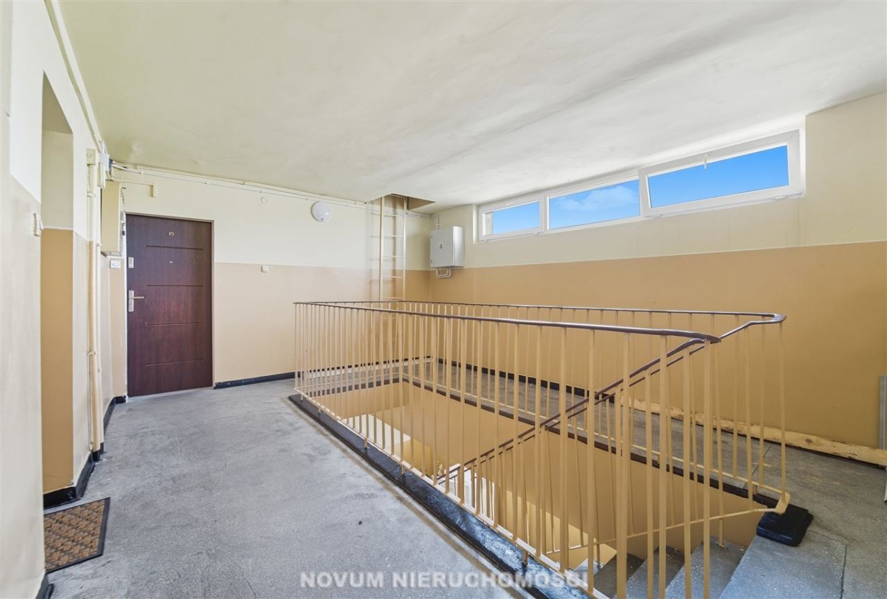 Mieszkanie 3-pokojowe Tarnowskie Góry. Zdjęcie 16