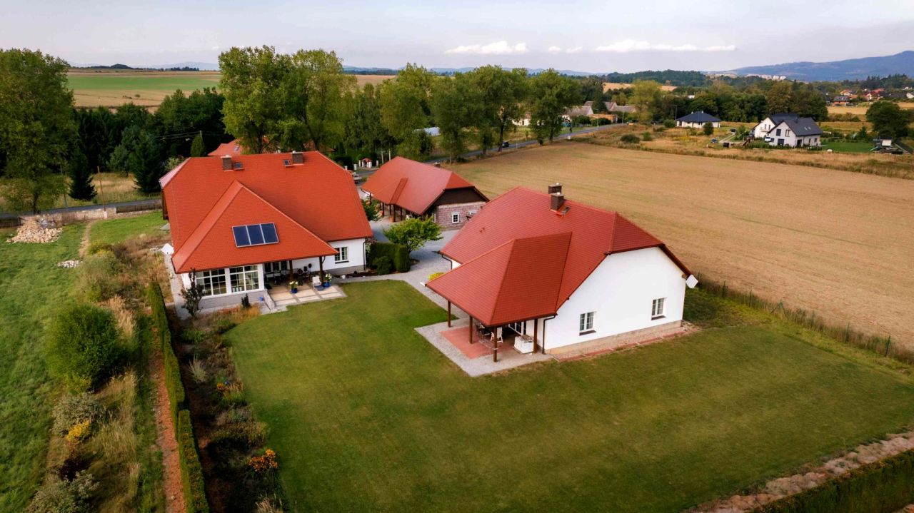 dom wolnostojący, 11 pokoi Stary Wielisław. Zdjęcie 18