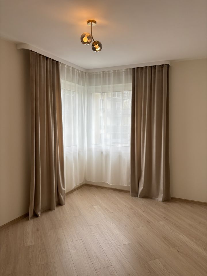 Mieszkanie 5-pokojowe Łódź Górna, ul. Świętego Mikołaja. Zdjęcie 9