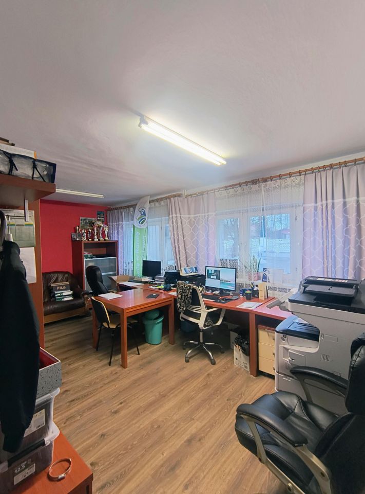 Hala/magazyn Szczawne. Zdjęcie 7