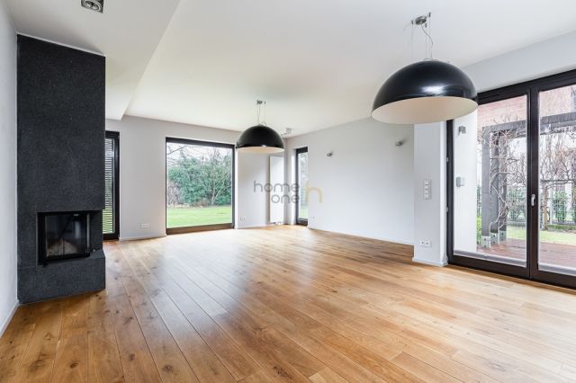 bliźniak, 6 pokoi Konstancin-Jeziorna. Zdjęcie 3